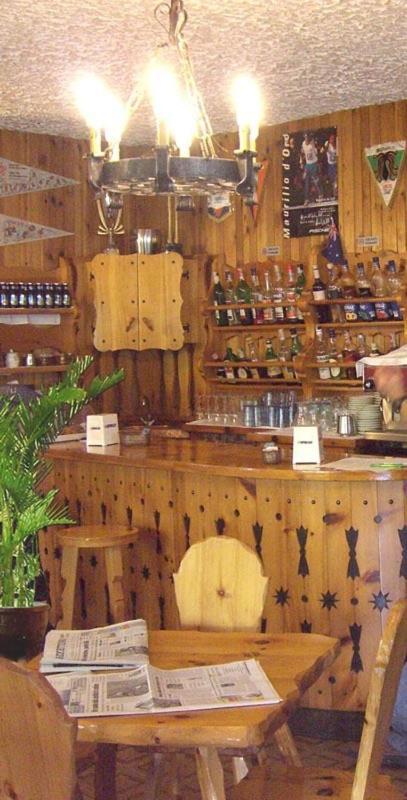 Sporting Hotel Club Pelos Εξωτερικό φωτογραφία